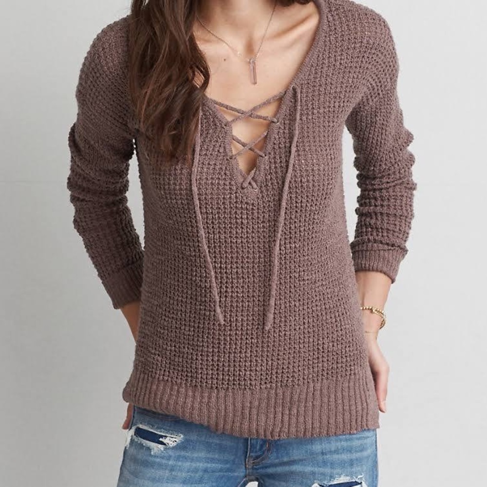 AMERICAN EAGLE SWEATER
